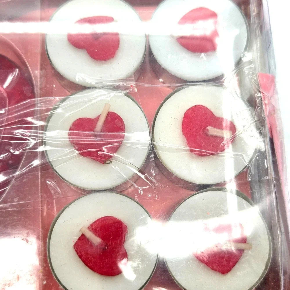 RED Heart‎ Shaped Candle and 6 Heart Shaped Tea Lights in Box